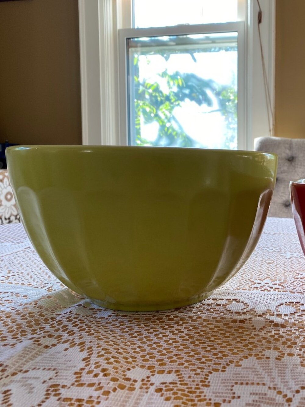 Mayfair & Jackson – light green extra-large bowl Vintage